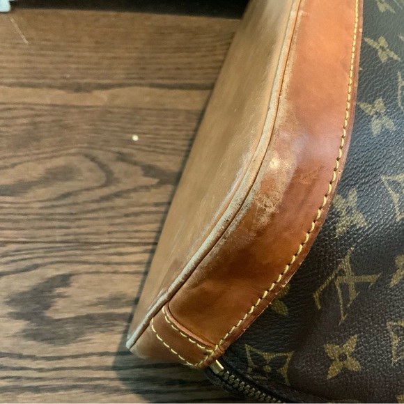 Louis Vuitton Alma Purse - Picture 9 of 11